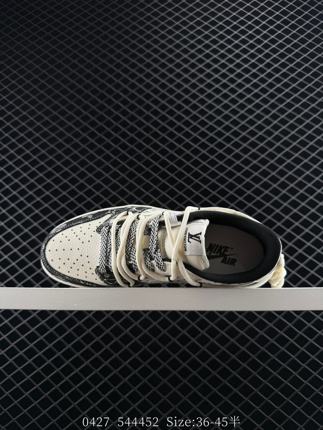 Travis Scott x Air Jordan 1 ” Reverse Mocha “